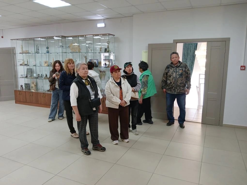 Фото: Е.А.Борисов аатынан киин бибилэтиэкэ сонуннара